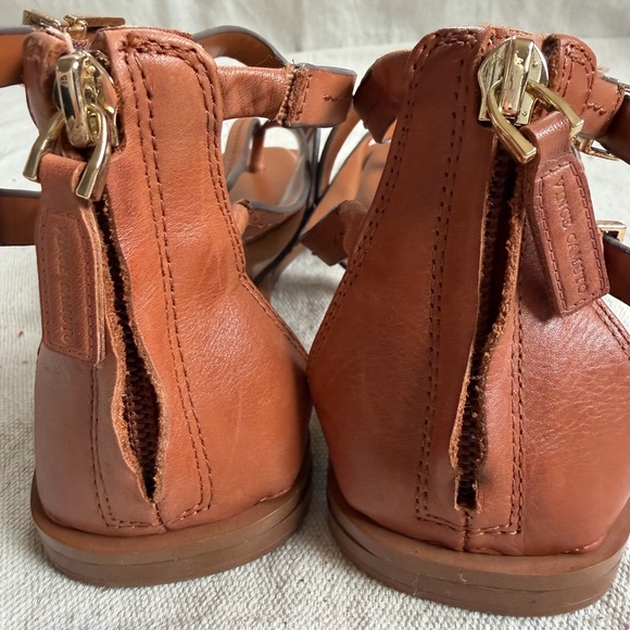 Vince Camuto Erendira Gladiator Sandals 7.5 Cognac Leather Boho Festival - Picture 8 of 14